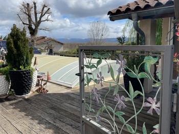 L'entrée de la piscine.