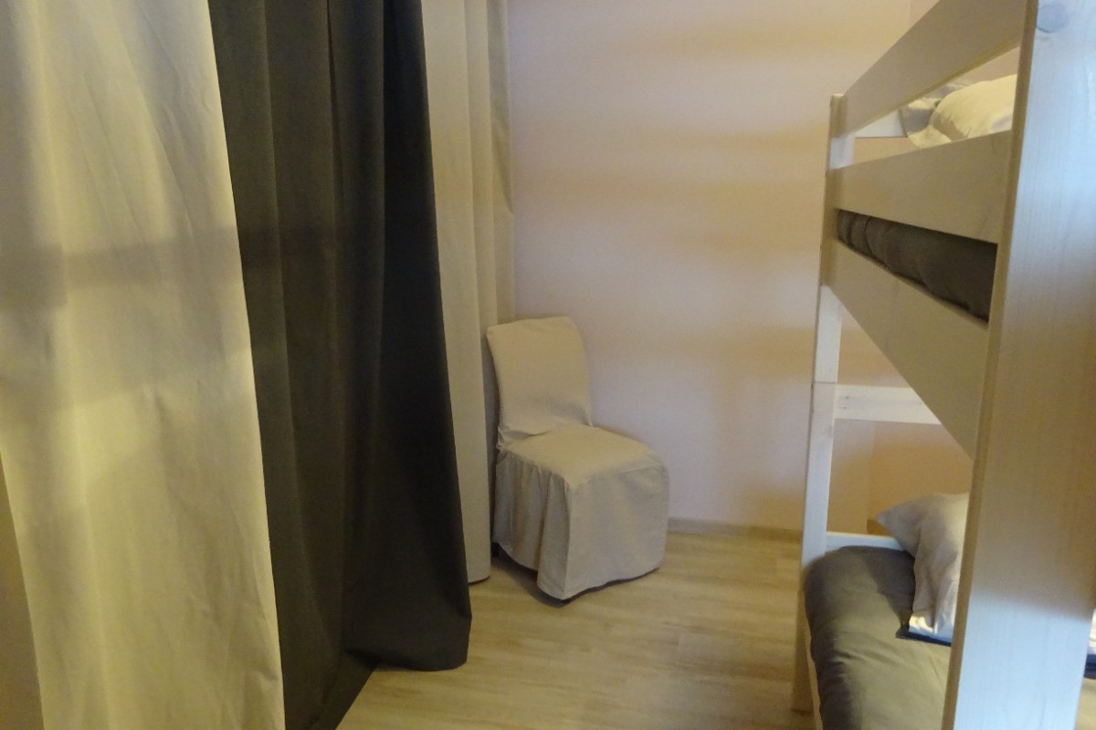 Logement au centre des Rousses - chambre lits superposés