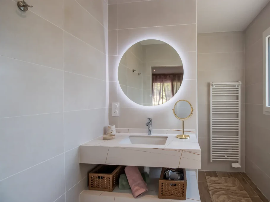 Salle de bains du gîte Pic Epeiche