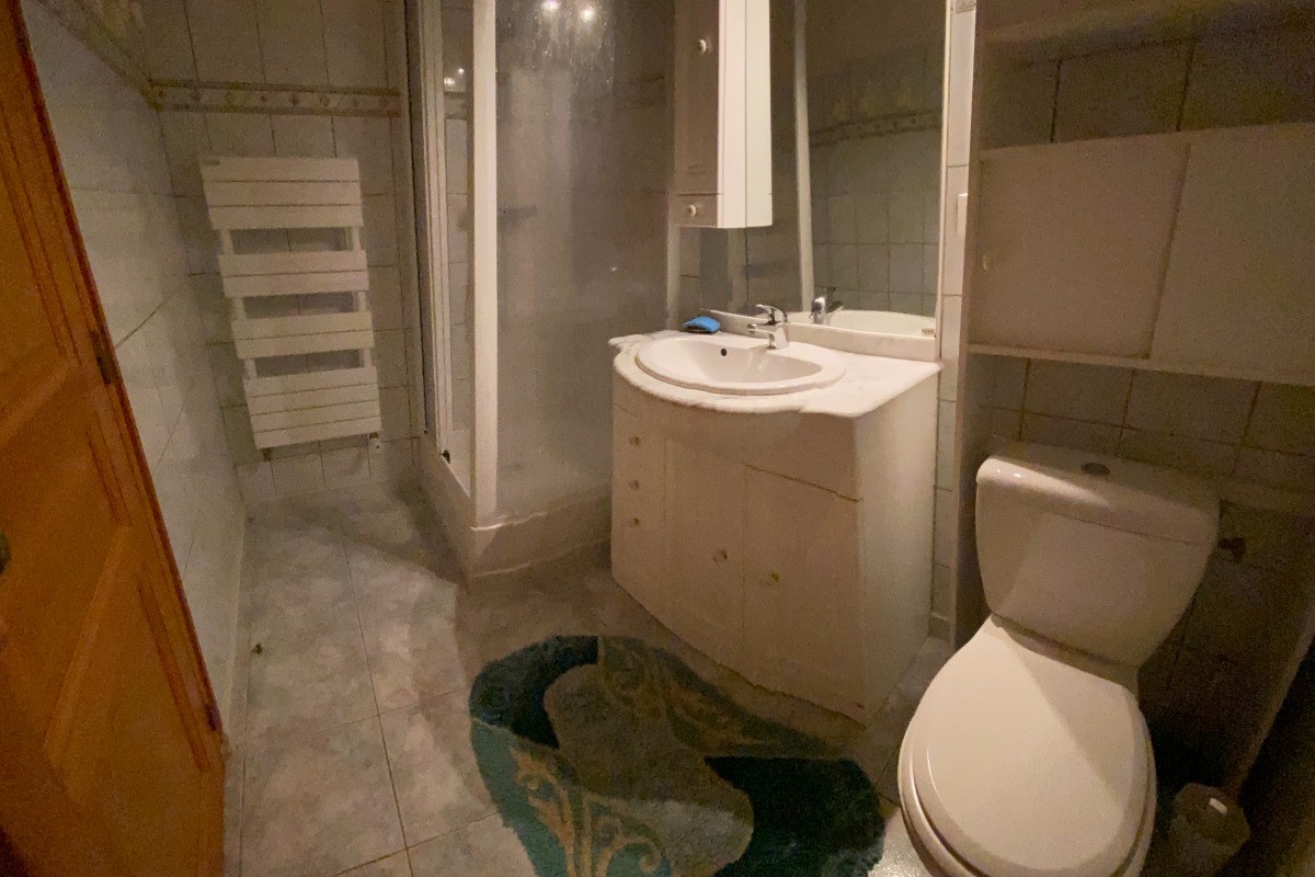 Cabinet de toilette Rez-de-chaussée