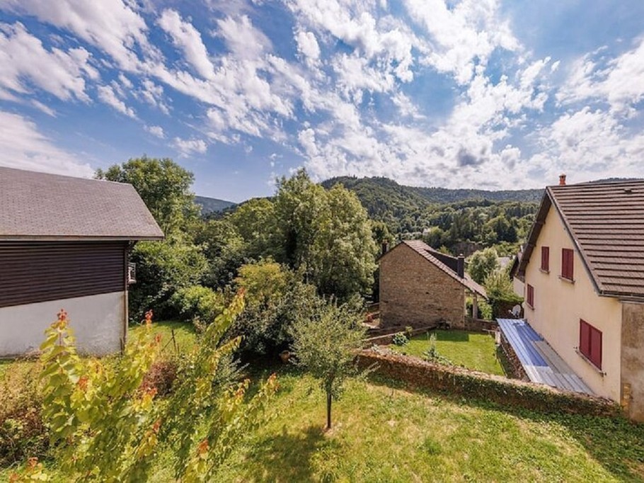 L'Arverne du Rocher, La Bourboule, Extérieur