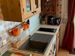 Le Studio du Figuier in Beaugeay, near the ocean, the Ile d'Oléron and Rochefort in Charente Maritime