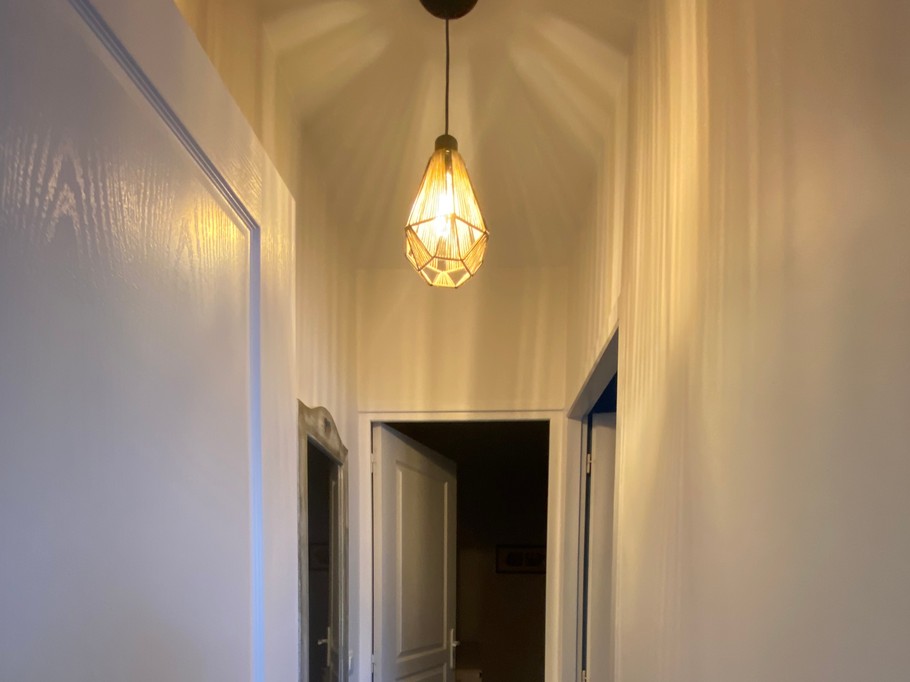couloir accès salle d'eau et chambre