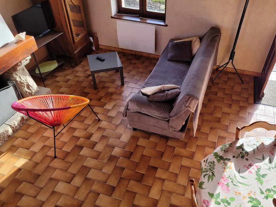Le Coz, location, Pointe de la Tour, Plouha, Clévacances, pièce de vie au RDC avec salon salle à manger et cuisine