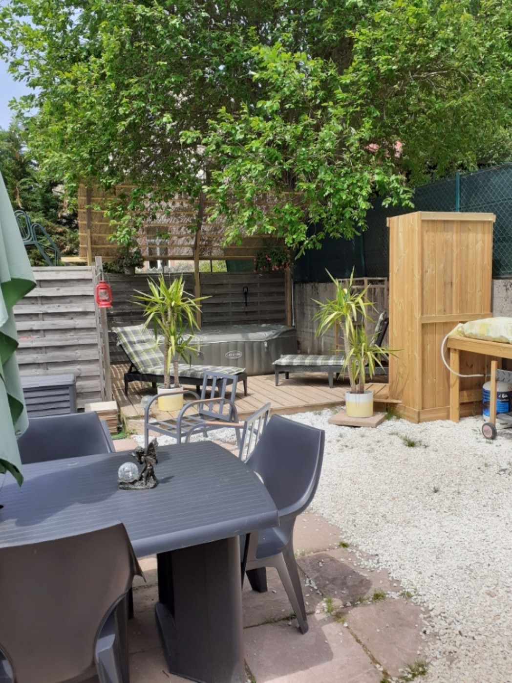 Terrasse, jacuzzi privé - Appartement tout confort avec jacuzzi à Plainfaing