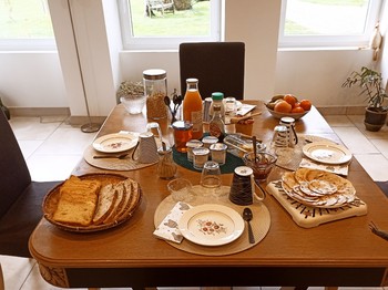 Petit déjeuner aux Chaumes