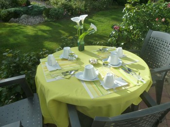 PETIT DEJEUNER EXTERIEUR