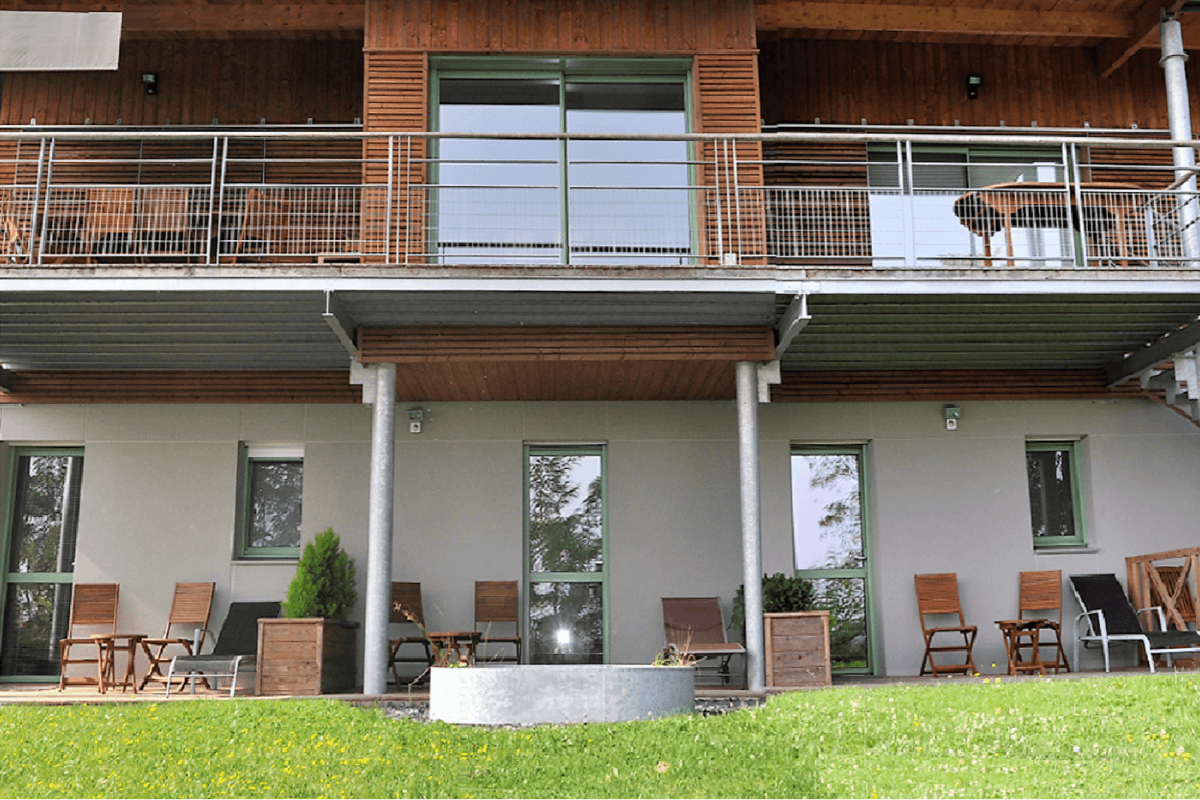 Une terrasse pour chaque chambre face à la Loire