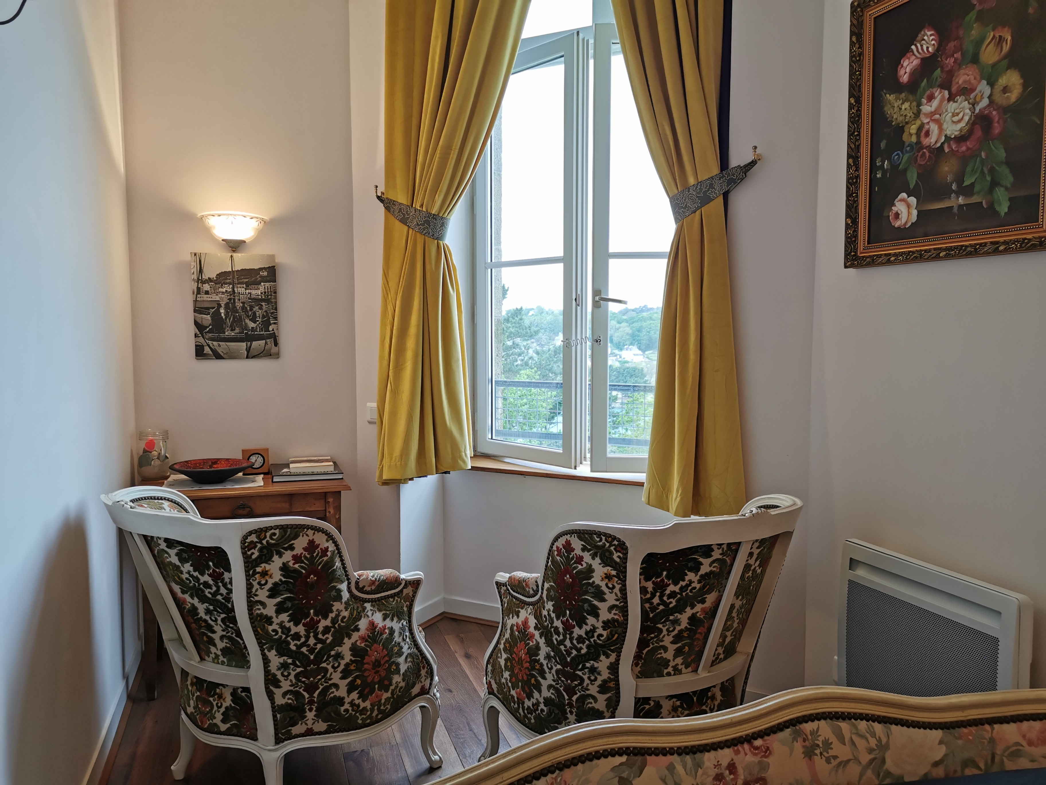 Lounge area in the bedroom with a beautiful view