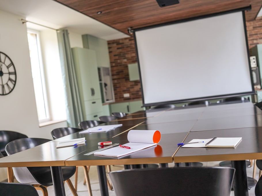 Coworking - Salle de réunion - Vidéoprojecteur