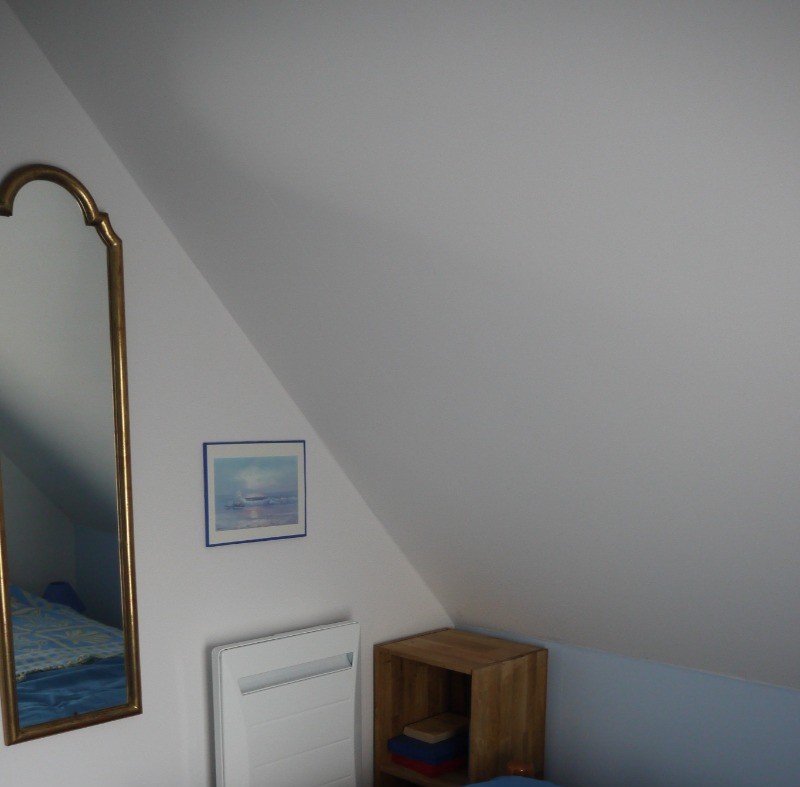 Chambre à l'étage, 2 lits de 90.