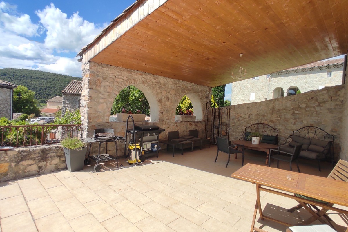 La Dame Blanche - Chambre Guyot - Terrasse commune