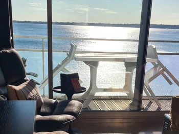 Début de soirée SALON BABORD