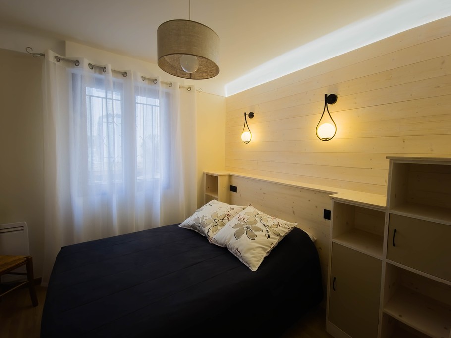 A bright atmosphere in the second bedroom