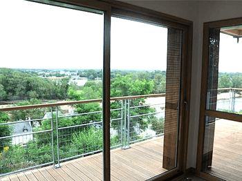 La vie depuis le salon des hôtes