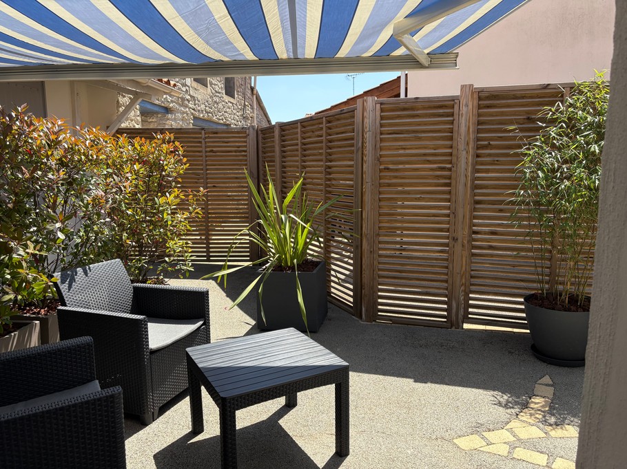Landscaped courtyard