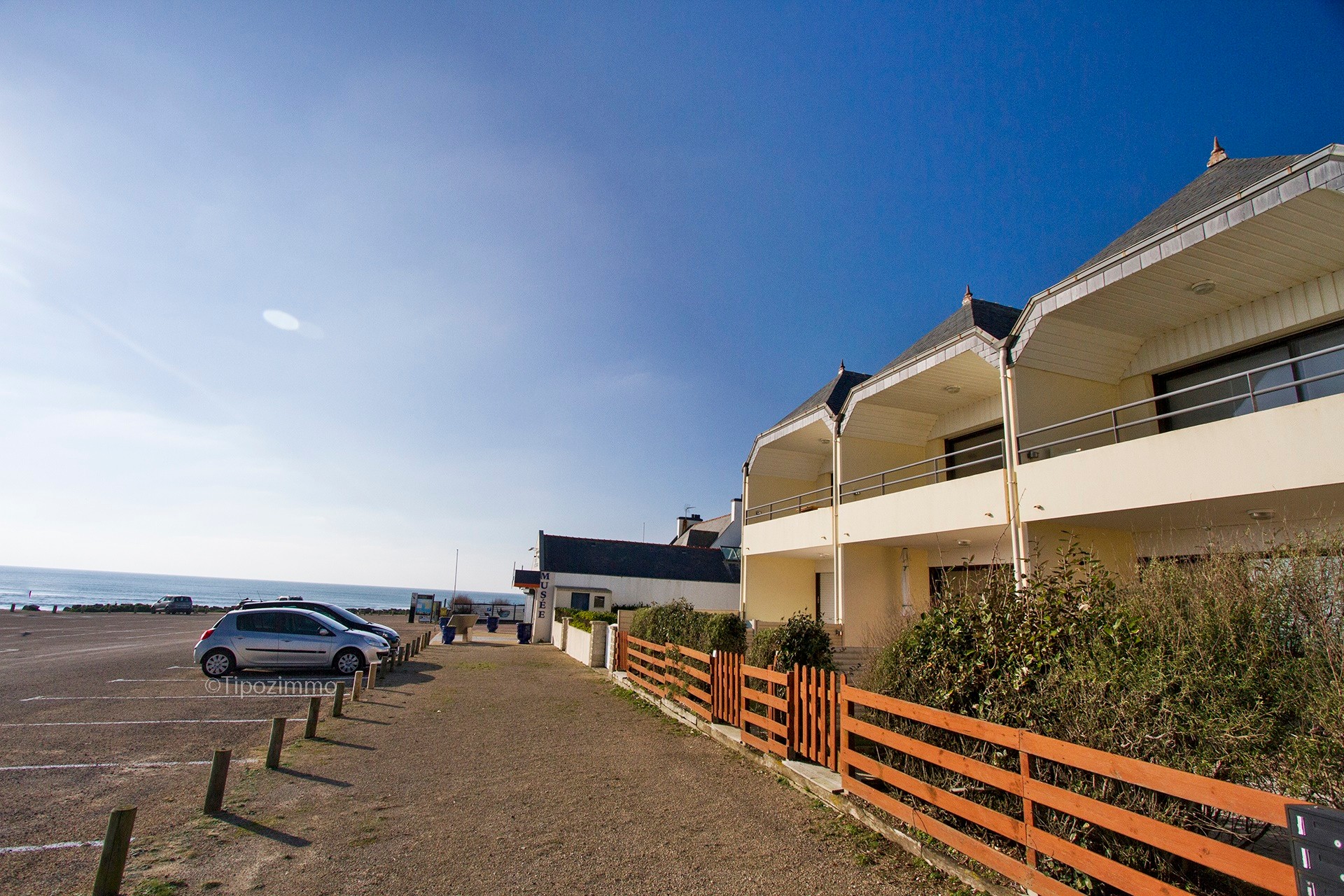 Residence by the sea
