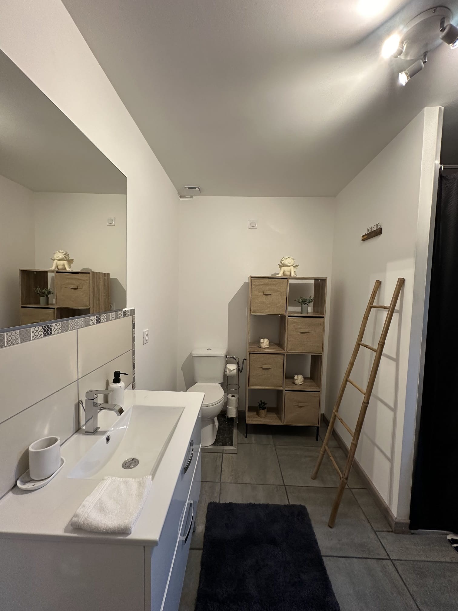 Photo n° 17 of the location