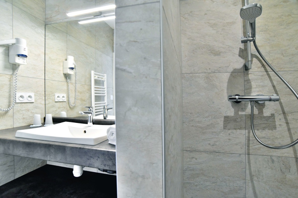 SDB douche italienne