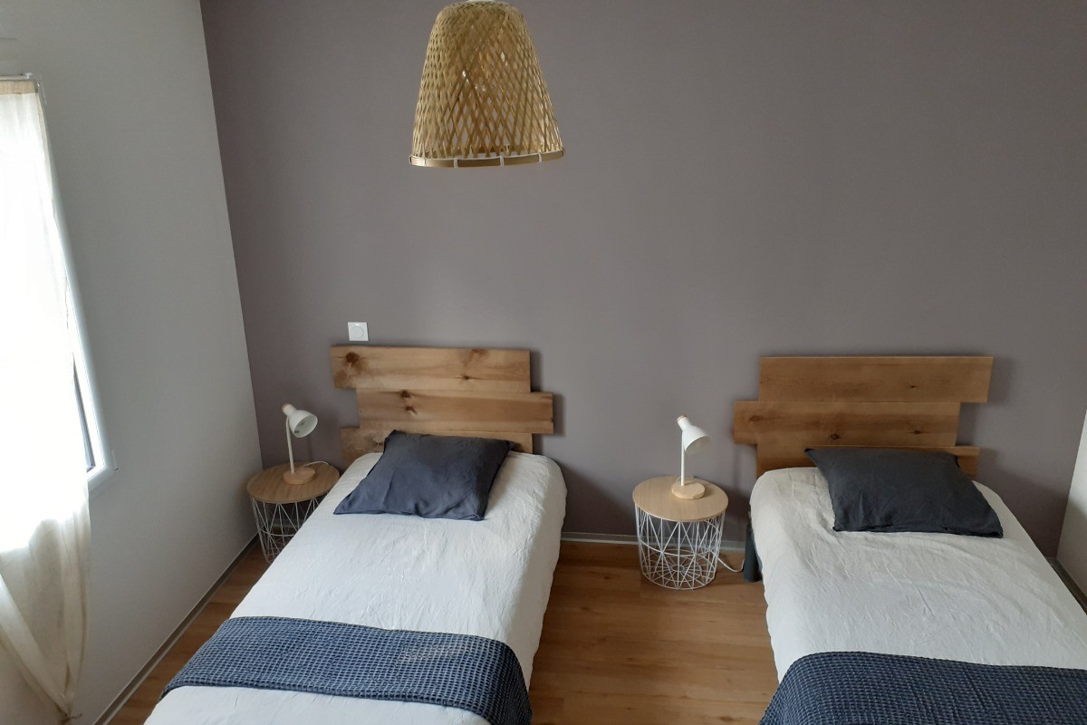 Chambre 3 avec 2 lits 90