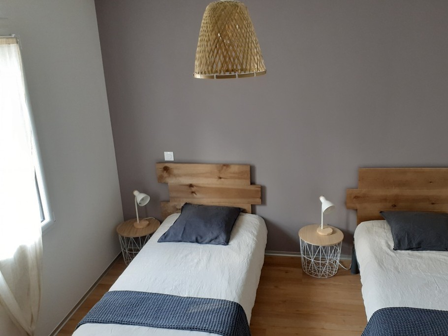 Chambre 3 avec 2 lits 90