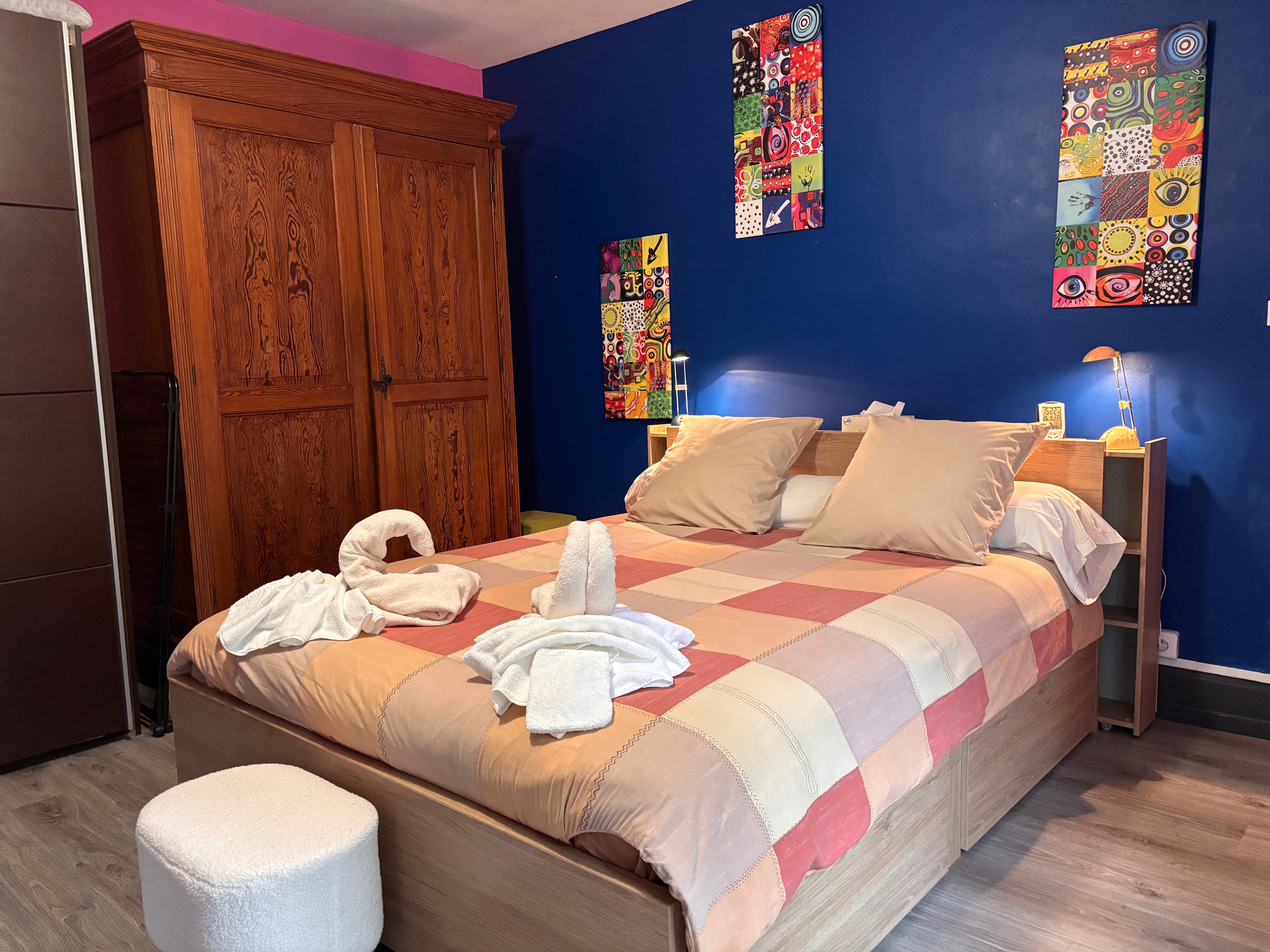 Chambre - Appartement le Charme, Vittel