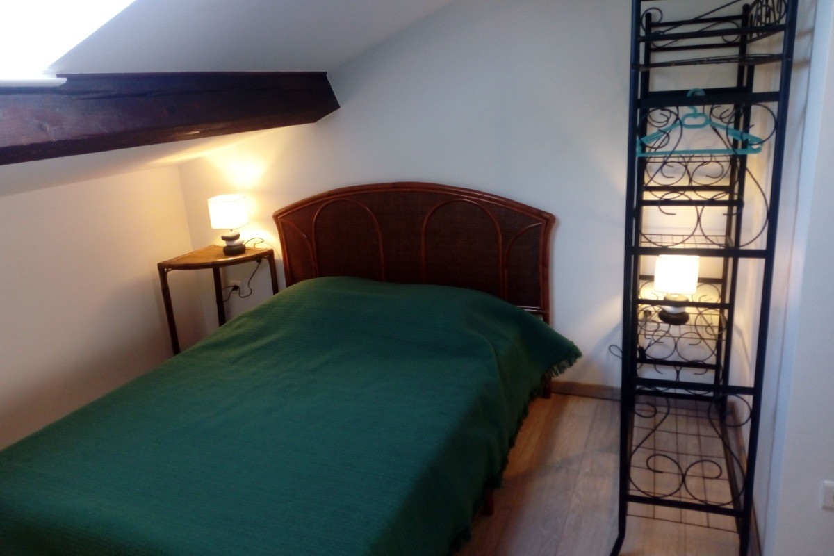 la chambre double lit en 140