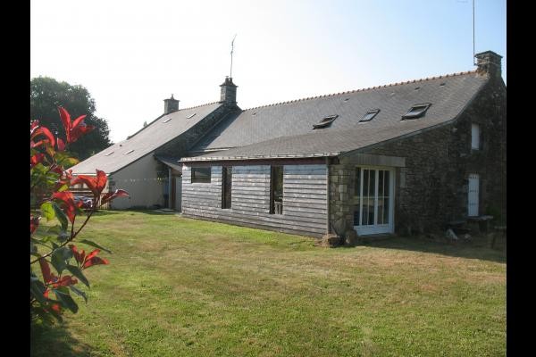 Vue vers la terrasse couverte