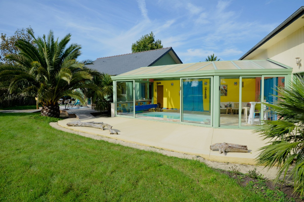 La piscine sous verrière