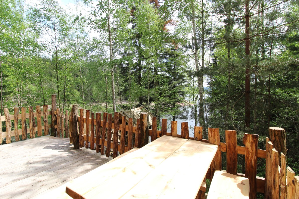 Fuste du Trappeur, Grand lit double - Les Cabanes du Lac de Pierre Percée