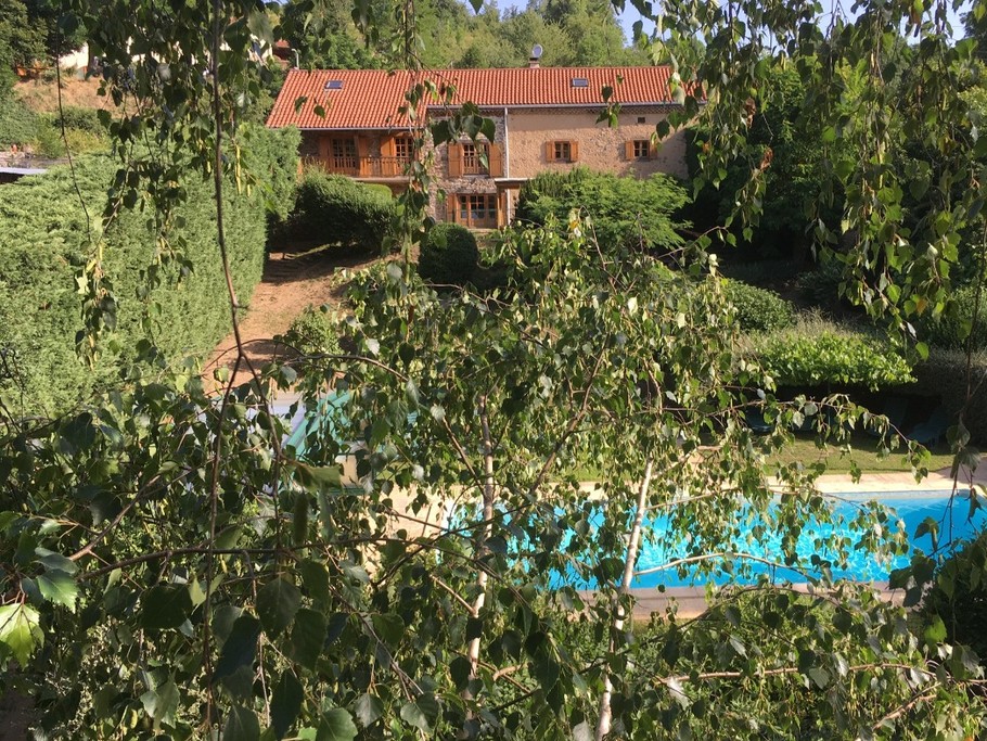 Gîte 30 personnes avec piscine dans parc de 10 000m² paysager