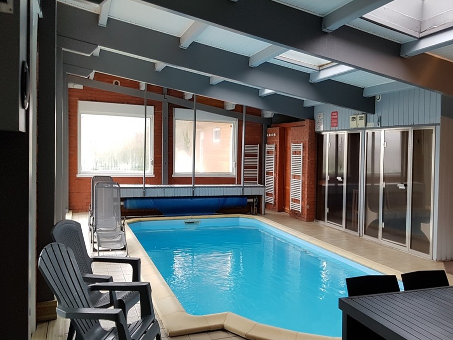 Piscine intérieur Orchidée