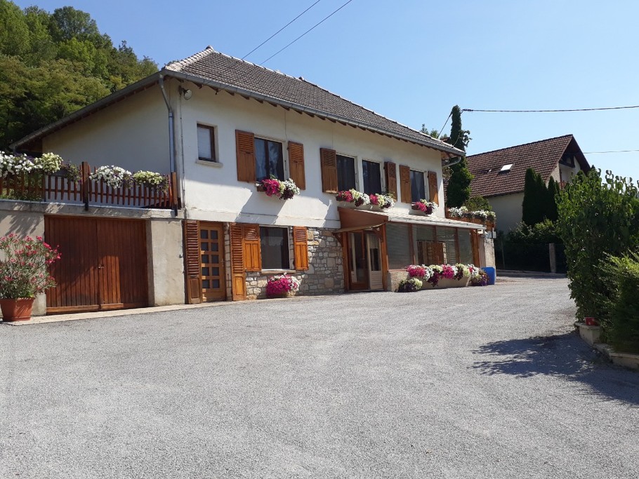 La maison bien fleuri