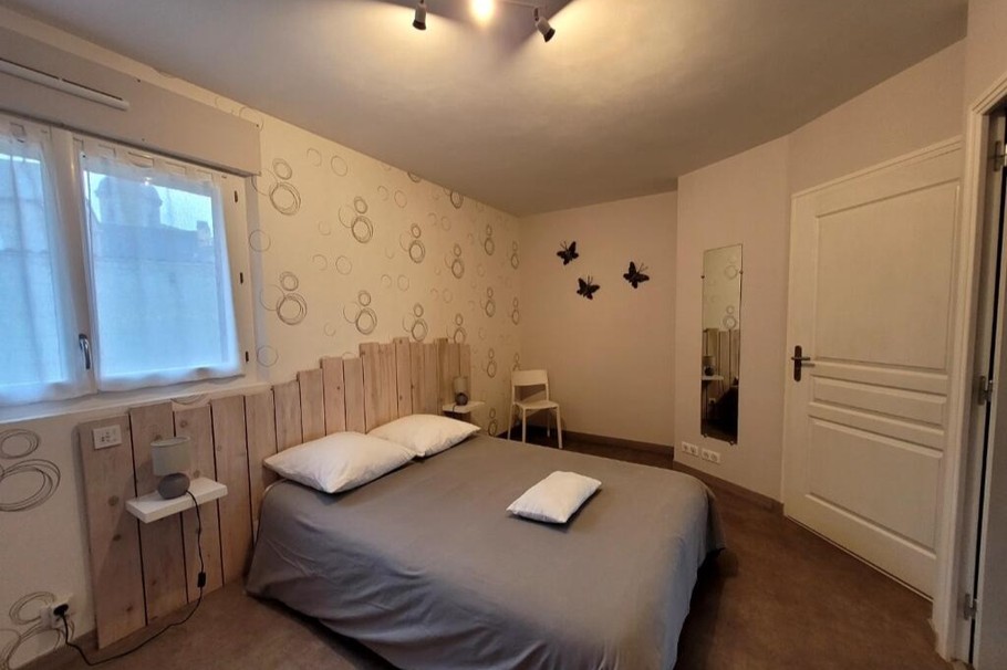 Chambre 1 au rez-de-chaussée