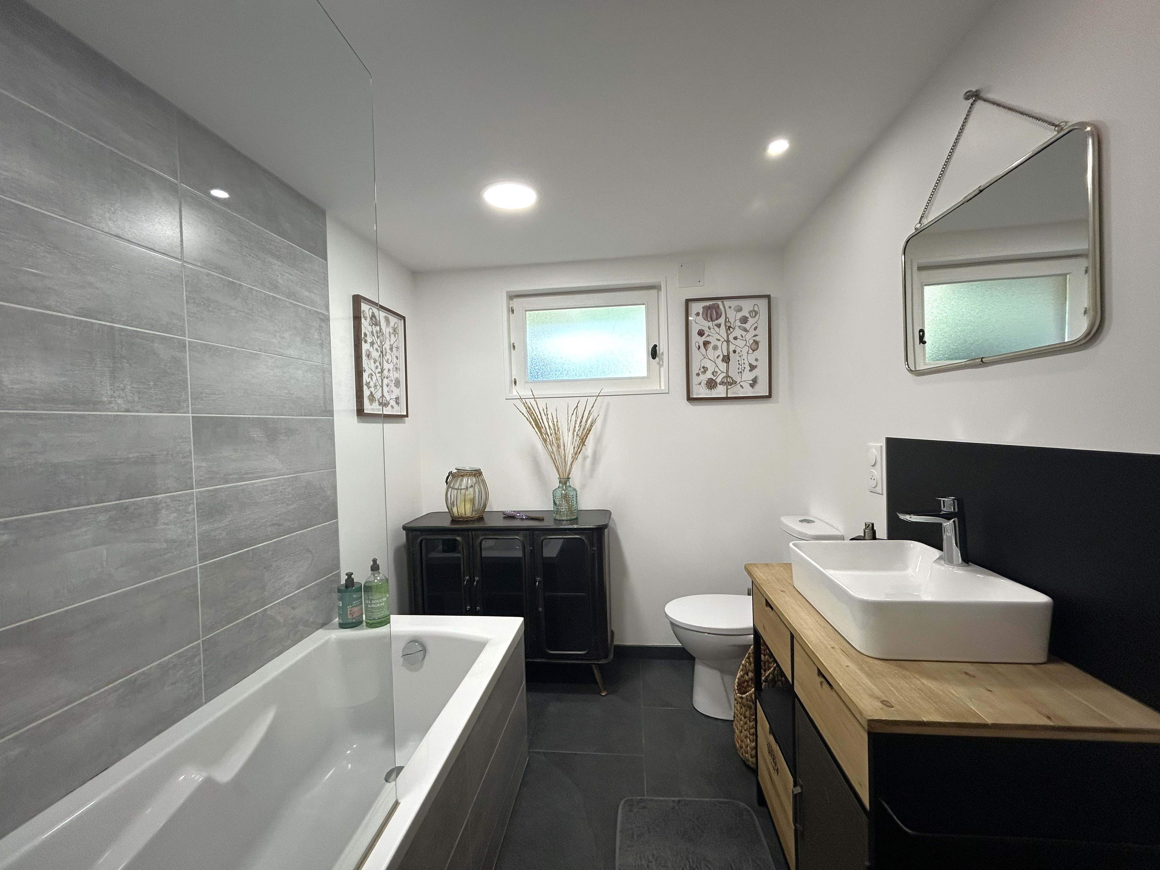 Bathroom with toilet - Chalet de la Prague Bussang