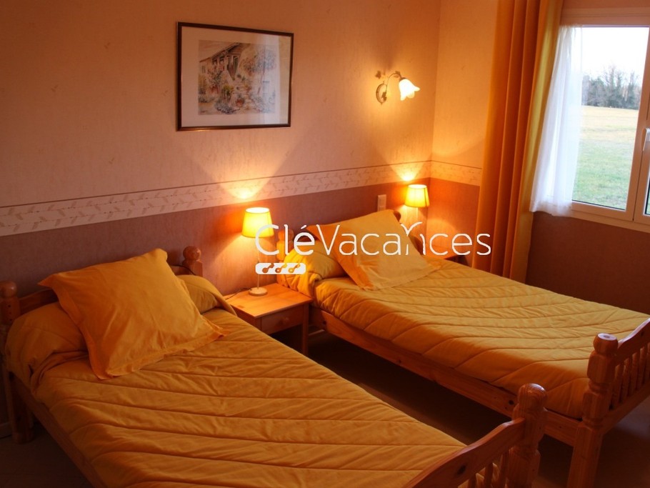 Chambre nord 2 lits 1 personne