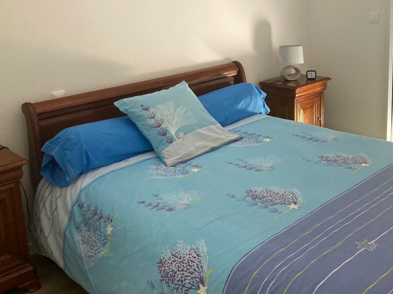 Room with 160cm bed, all ready for your arrival!