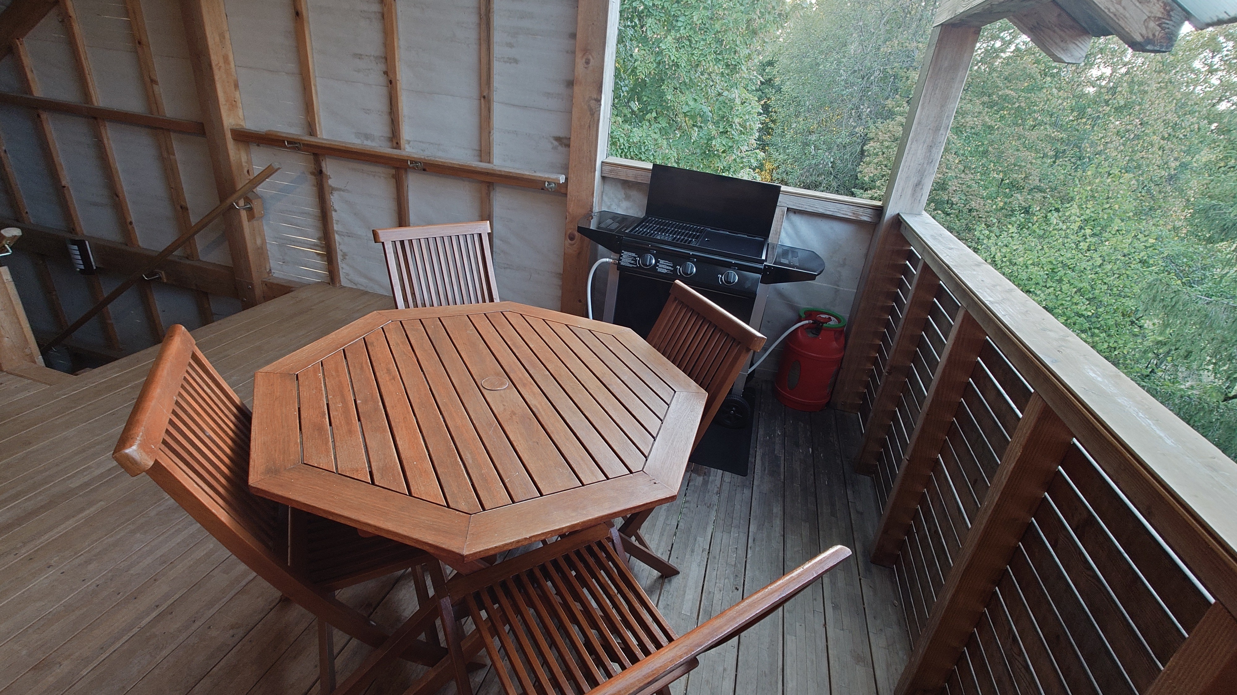 Terrace with gas barbecue