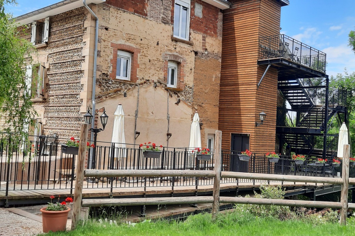 Gîte Moulin Piongo - Grande capacité et évènements mariages - extérieur