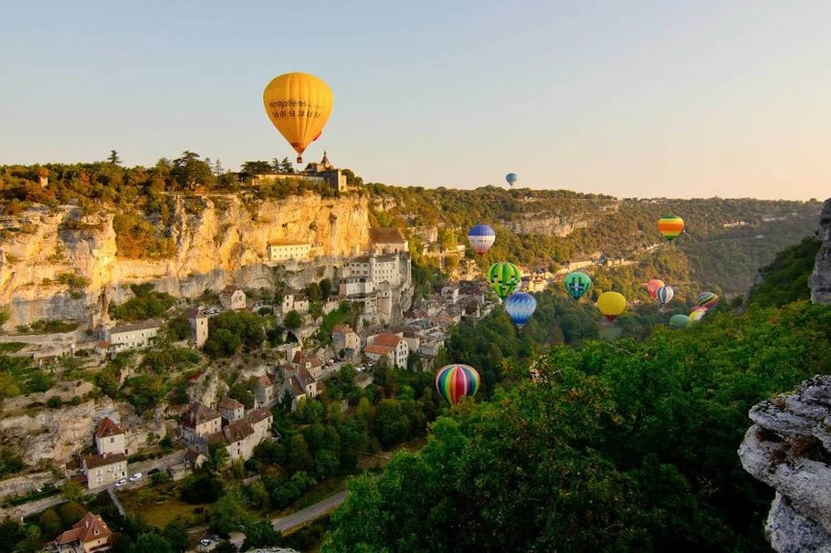 montgolfières sur Rocamadour