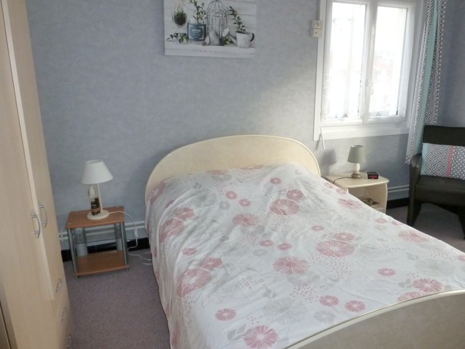 Seconde chambre (lit 140 et 2 lits superposés 90)