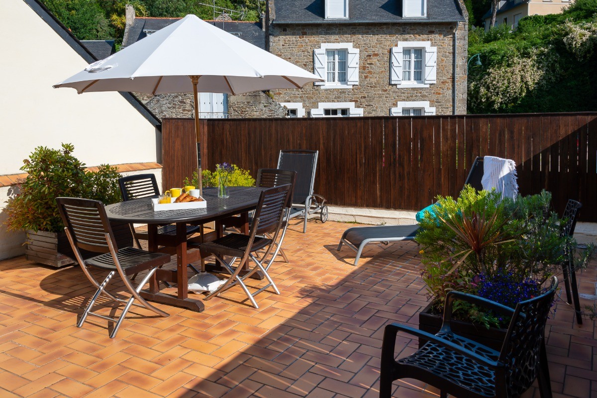 Grande terrasse au calme