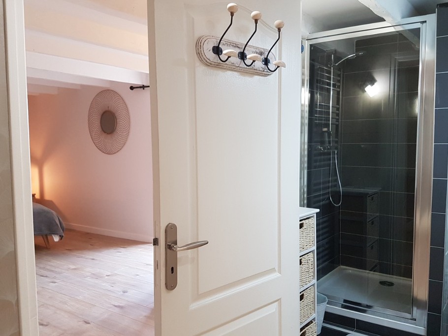 En-suite shower room