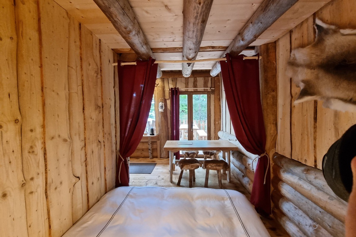 Fuste du Trappeur - Les Cabanes du Lac de Pierre Percée