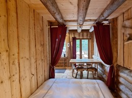 Fuste du Trappeur - Les Cabanes du Lac de Pierre Percée