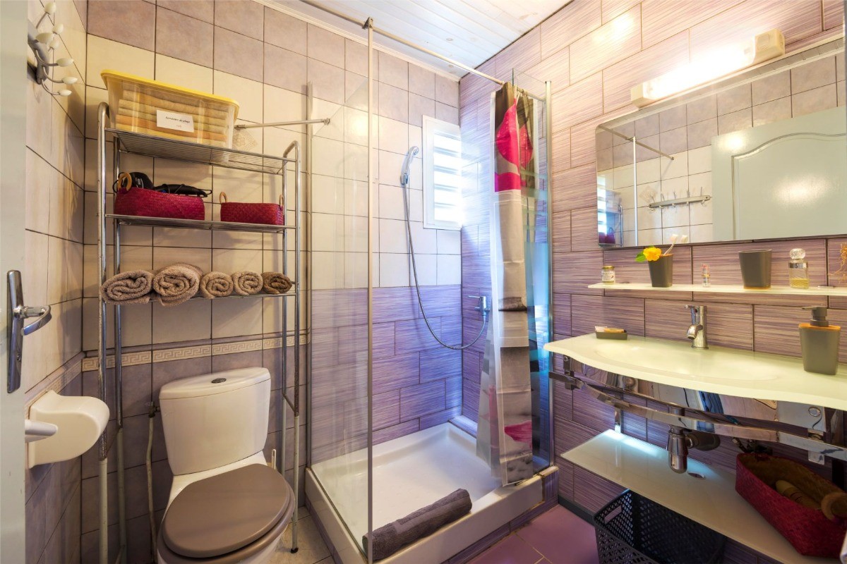 Salle d'eau + wc Capucine les Hauts