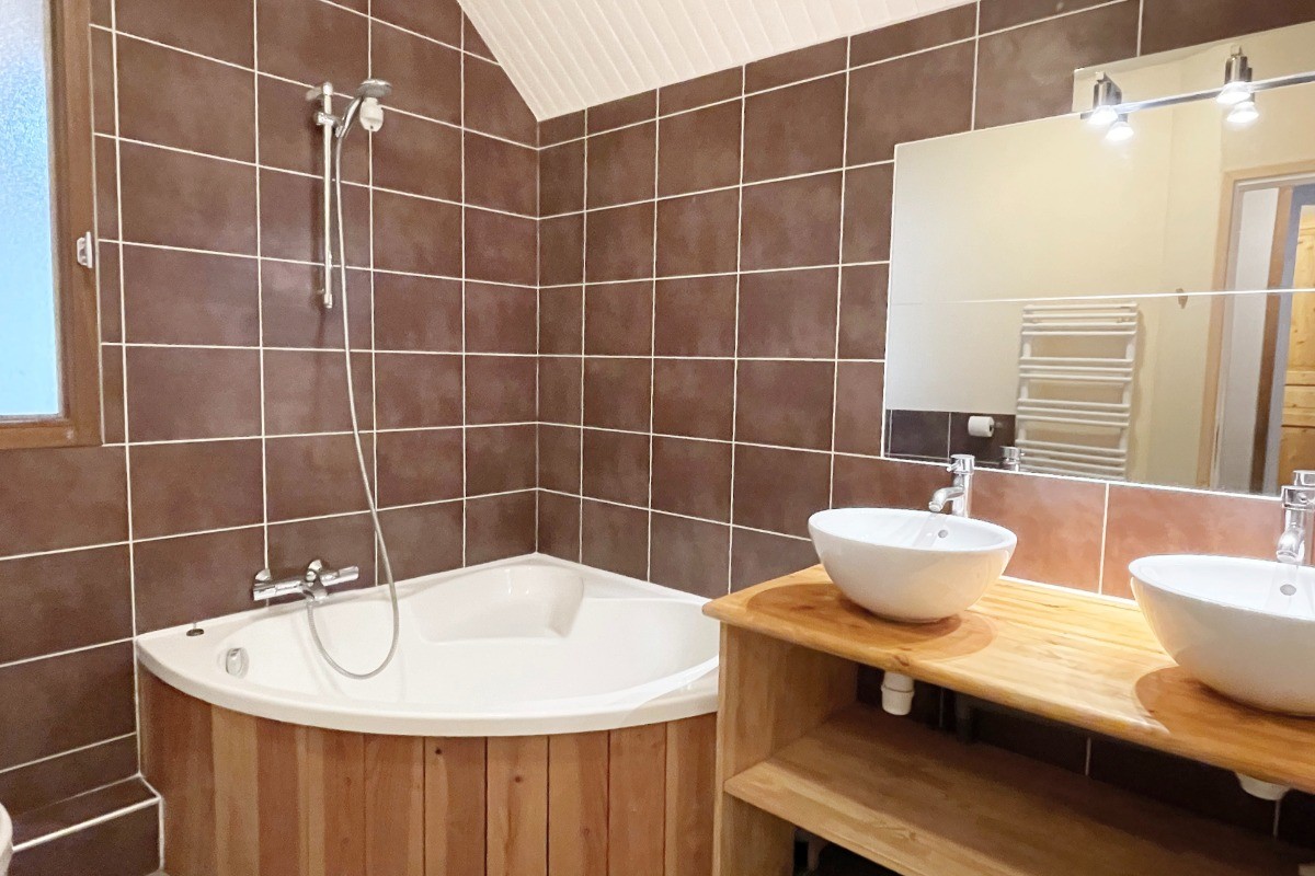 L'Aigle - salle de bain