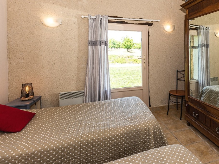Gîte 4 personnes avec piscine et spa en Lot-et-Garonne