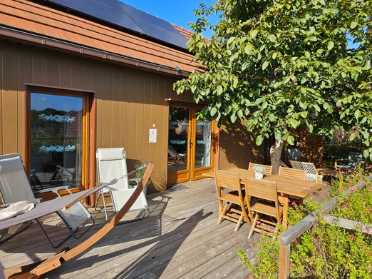 Raised terrace, accessible to people with reduced mobility, with relaxation areas and no neighbours opposite (apart from the goats!)