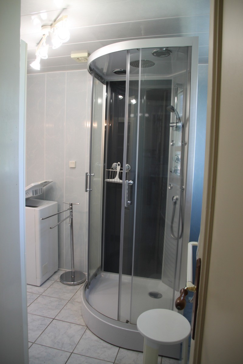 salle de bain rdc